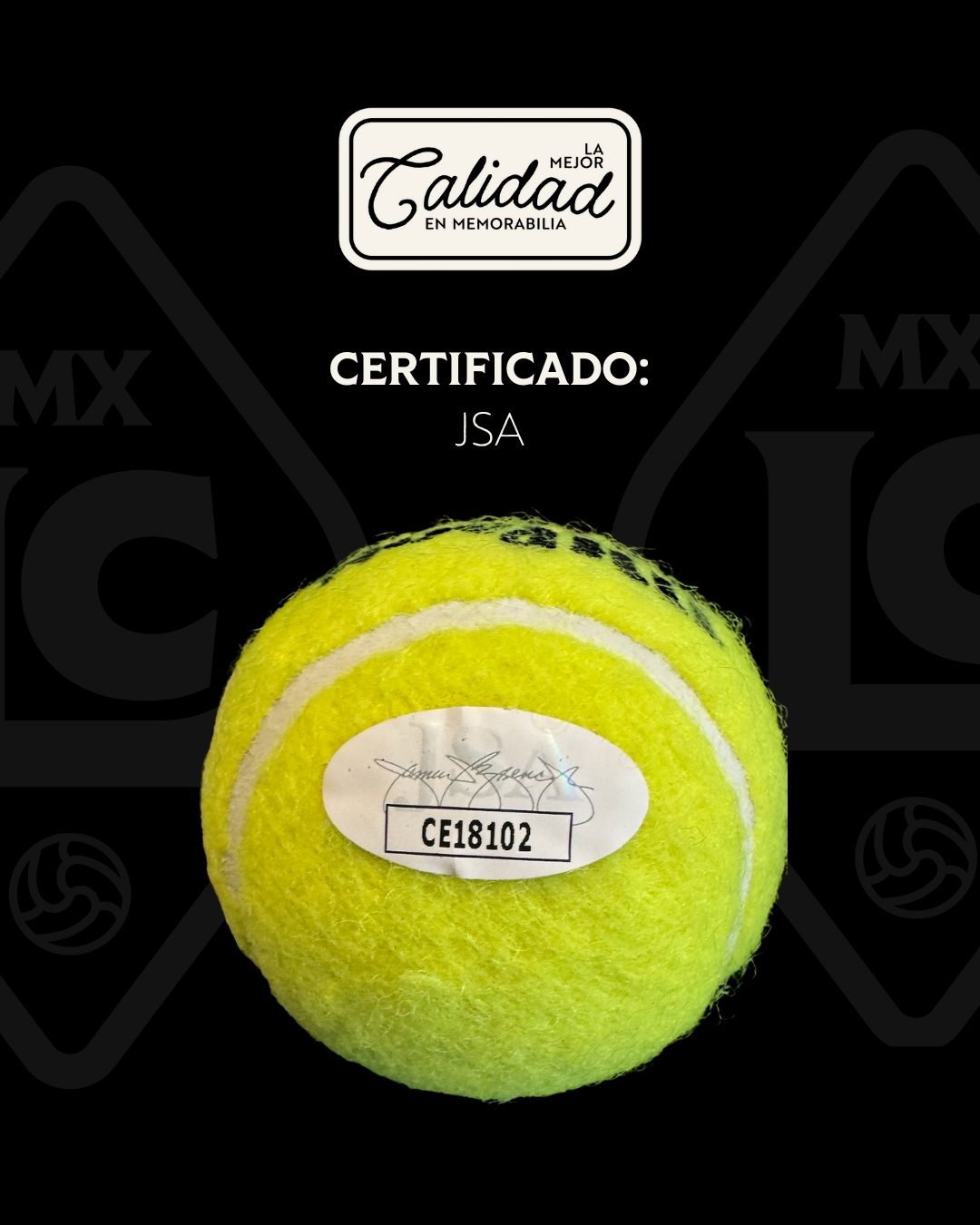 Pelota firmada Mirra Andreeva
