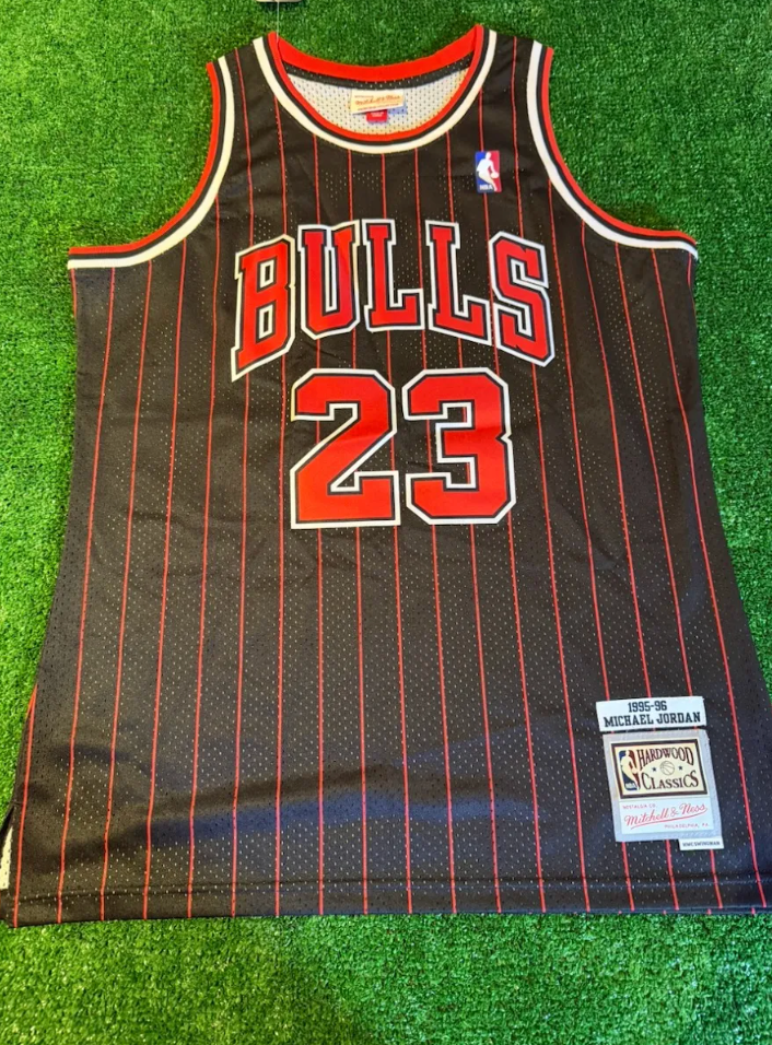 Michael Jordan — Negra — Chicago Bulls