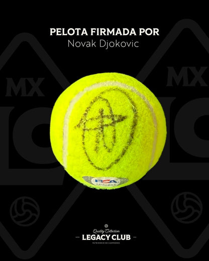 Pelota firmada Novak Djokovic