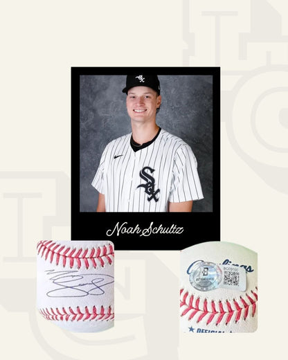 Pelota firmada Noah Schultz