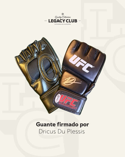 Guante firmado Dricus Du Plessis