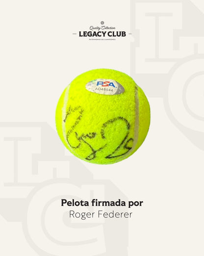 Pelota firmada Roger Federer