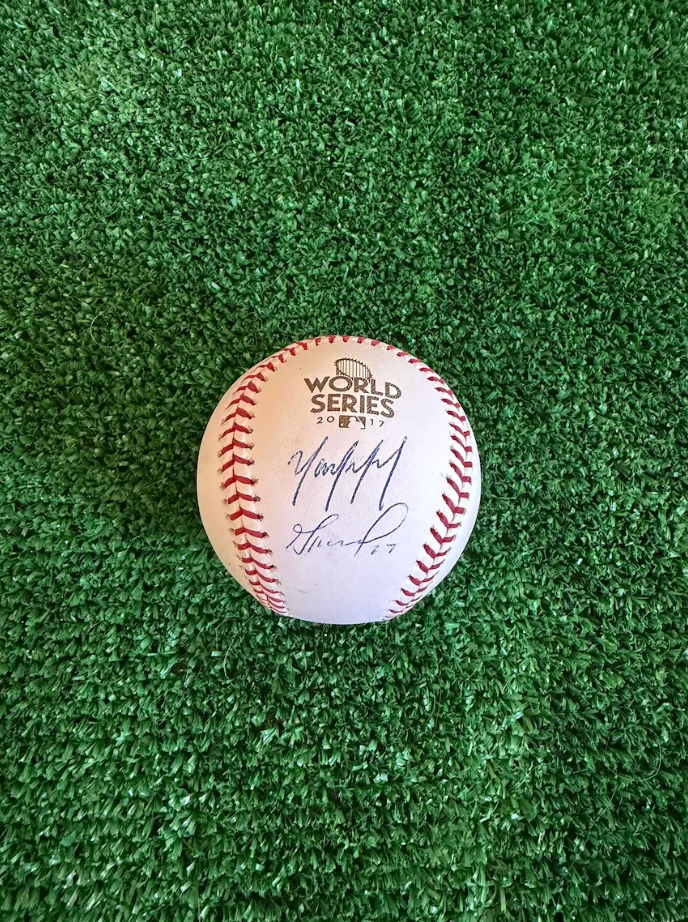 Yordan Álvarez y José Altuve — World Series 2017 — MLB