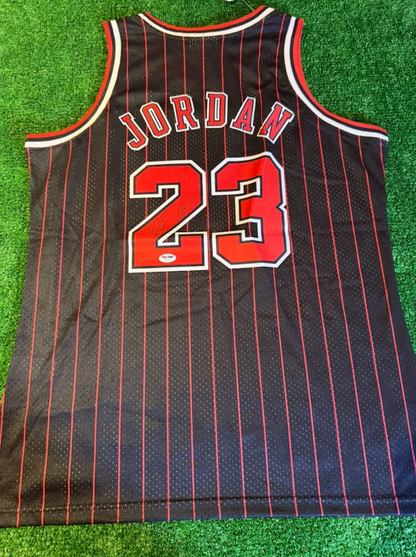 Michael Jordan — Negra — Chicago Bulls