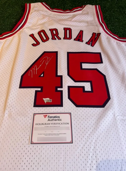 Michael Jordan — Blanca #45 — Chicago Bulls
