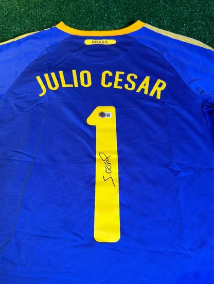 Julio Cesar — Brasil