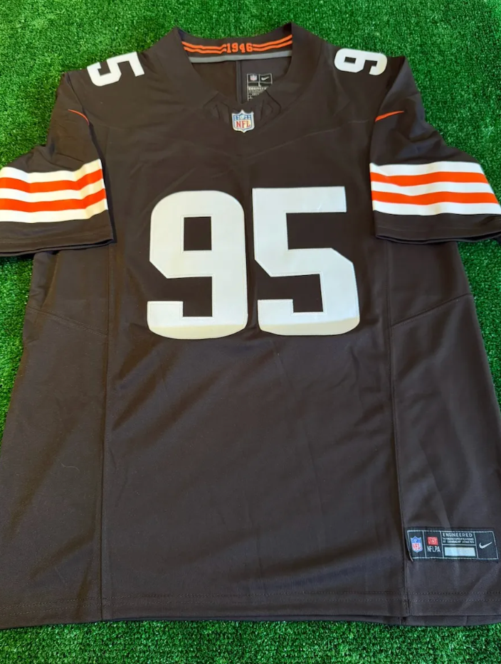 Myles Garrett — Cleveland Browns