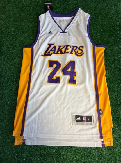 Kobe Bryant — Blanca — Los Angeles Lakers