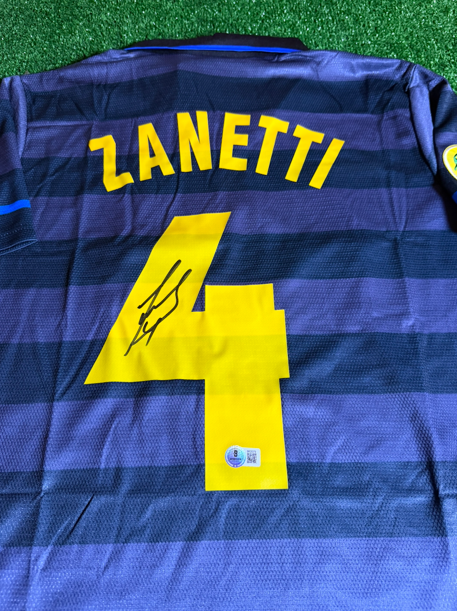 Javier Zanetti — Inter Milán
