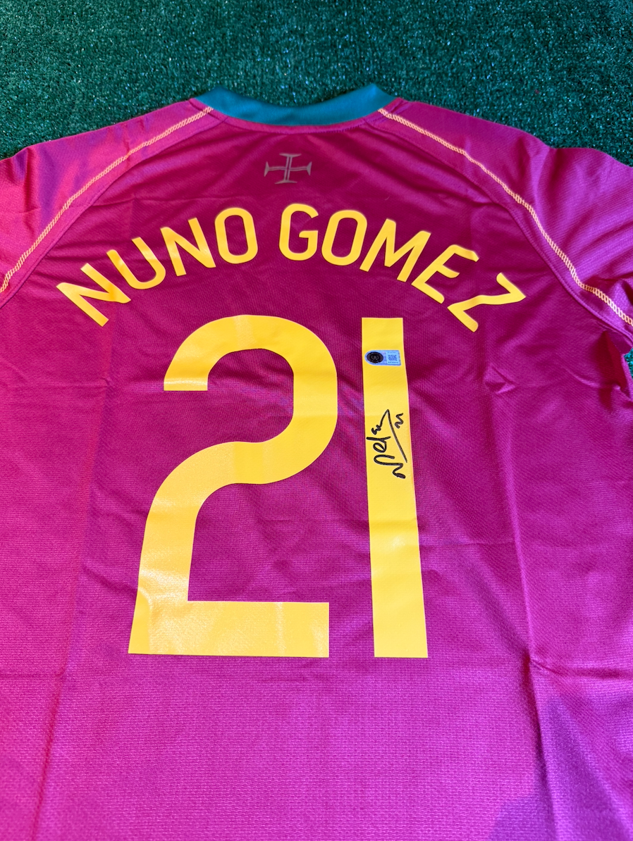 Nuno Gomes — Portugal