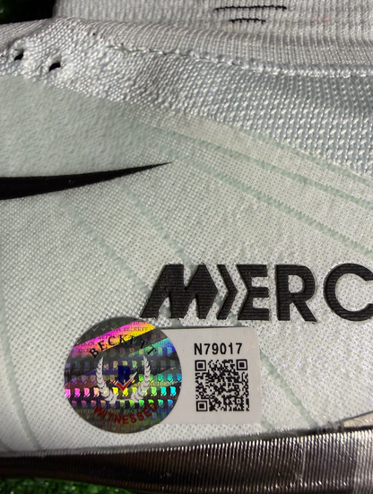 Cristiano Ronaldo — Nike Mercurial — Crema