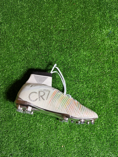 Cristiano Ronaldo — Nike Mercurial — Crema