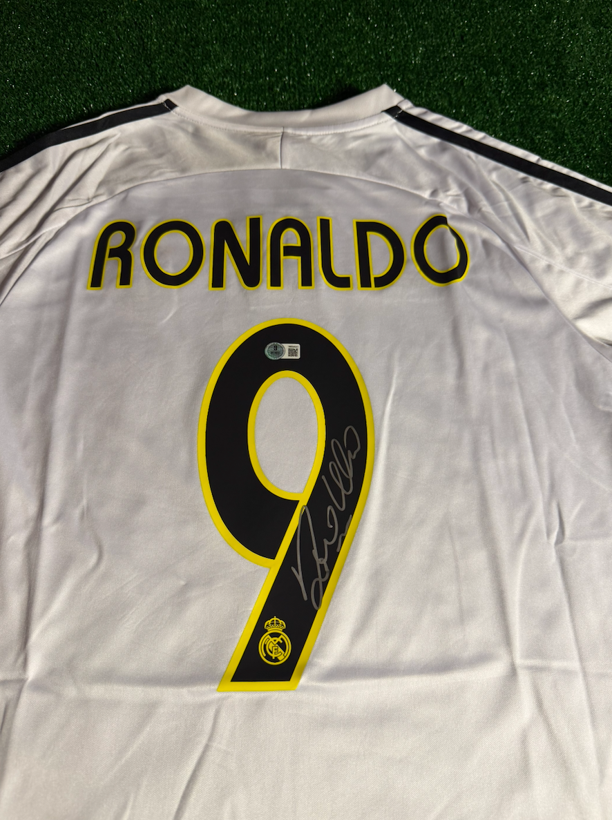Ronaldo Nazario — 2002 — Real Madrid