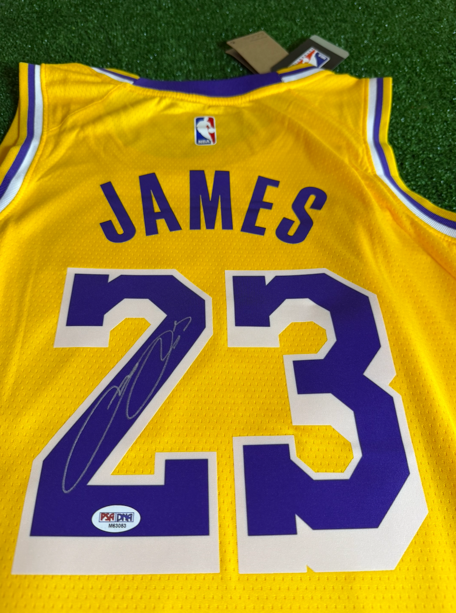 LeBron James — Los Angeles Lakers