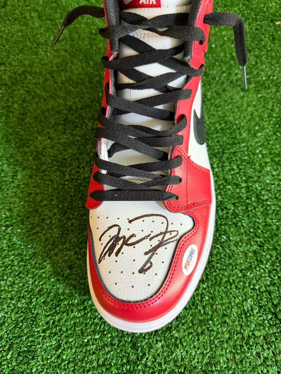 Michael Jordan — Air Jordan 1 Chicago