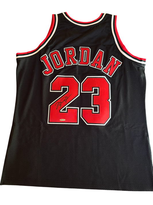 Michael Jordan — Negra — Chicago Bulls