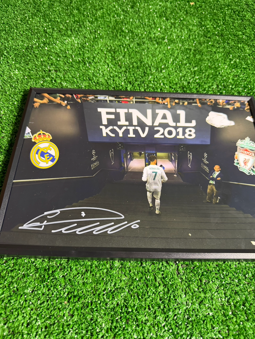 Cristiano Ronaldo — Fotografía Final Kyiv 2018 — Real Madrid
