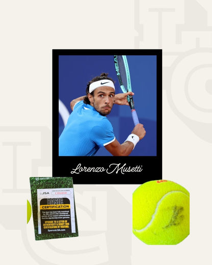 Pelota firmada Lorenzo Musetti