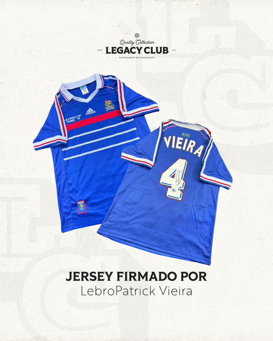 Jersey firmado Patrick Vieira Francia 1998 (Beckett) $7,500